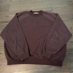 ESSENTIALS Sweater